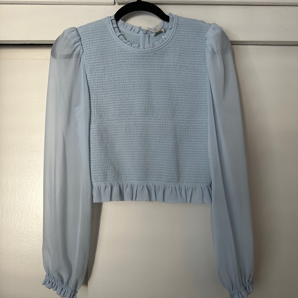 Wilfred Aritzia Light Blue Textured Smocked Blouse with slight balloon sleeve